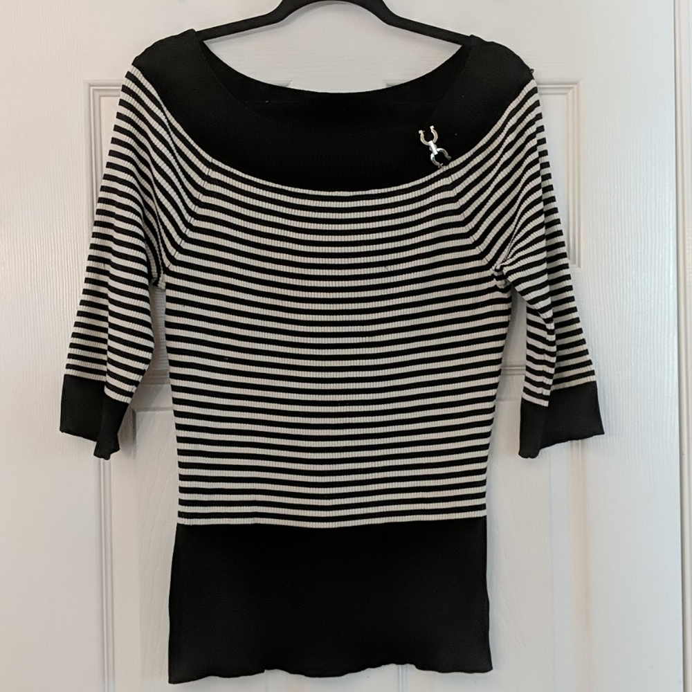 WHITE HOUSE BLACK MARKET Ribbed Silk Blend Top